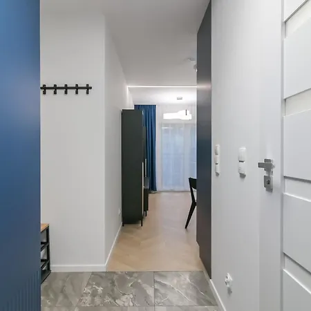 Ltc - Zeromskiego 7 Апартаменты *